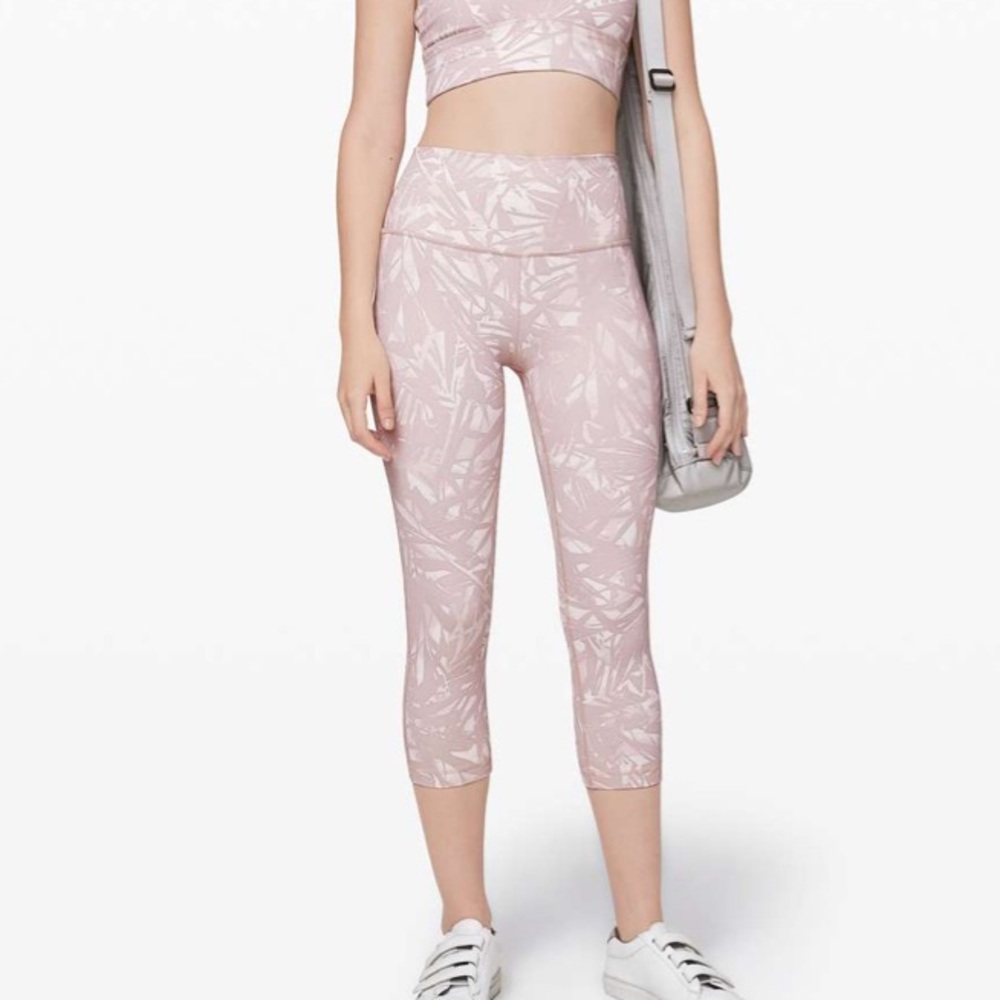 Lululemon 10 Wunder Under Crop HR (High-Rise) TIGHT Full-On Luxtreme 21"